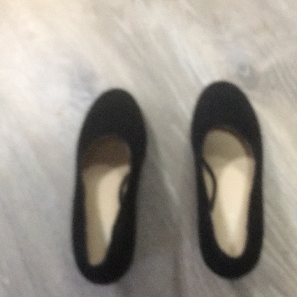 New without tags Botkier black suede heels